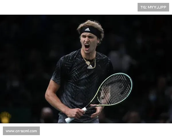 巴黎大师赛四强席位争夺激烈 顶尖球星上演巅峰对决 巴黎大师赛四强席位争夺激烈 顶尖球星上演巅峰对决